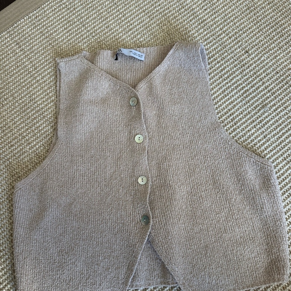 Zara Textured Cream Button-Up Vest